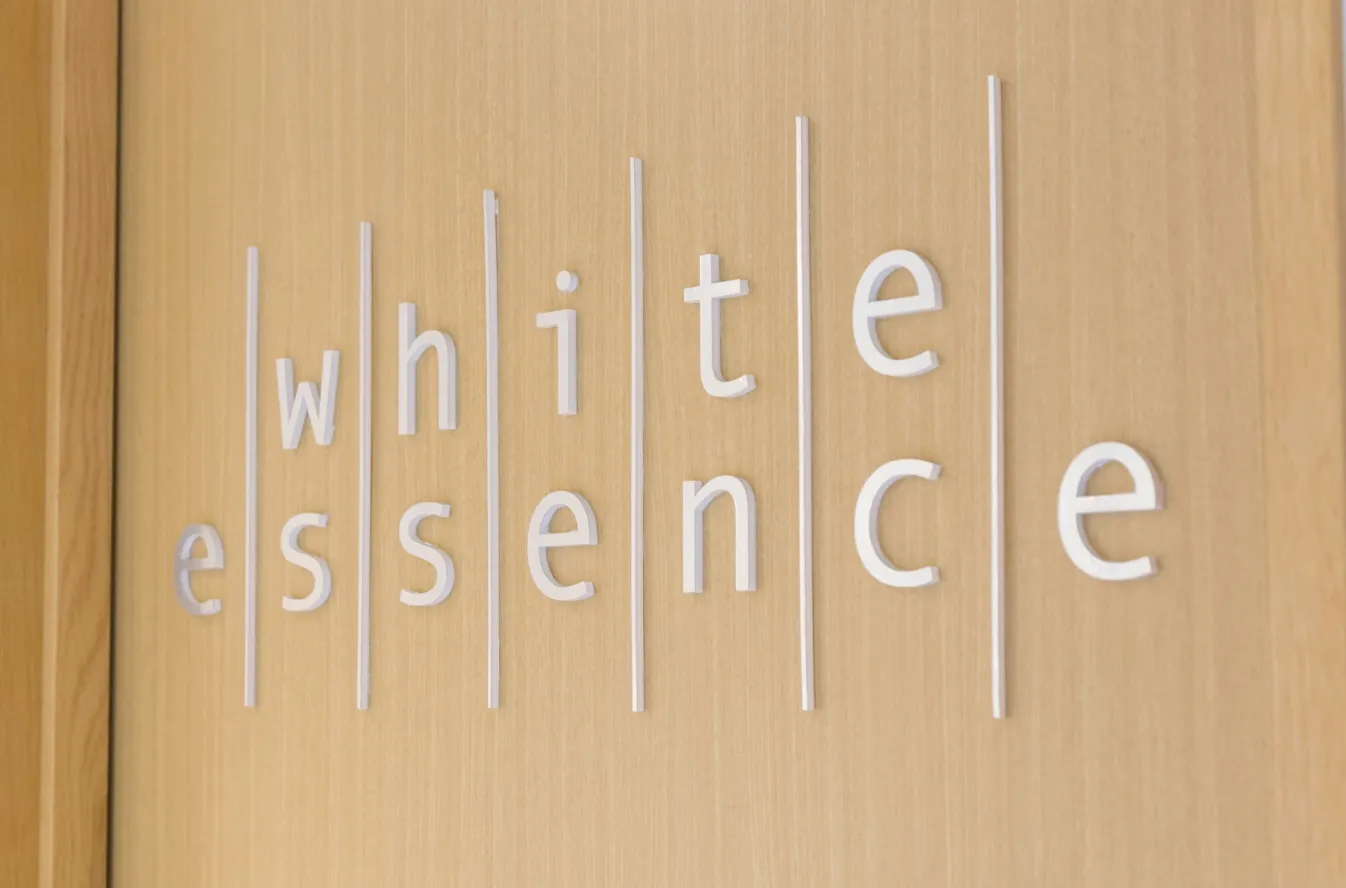 お口元を綺麗にするさまざまな施術が受けられます